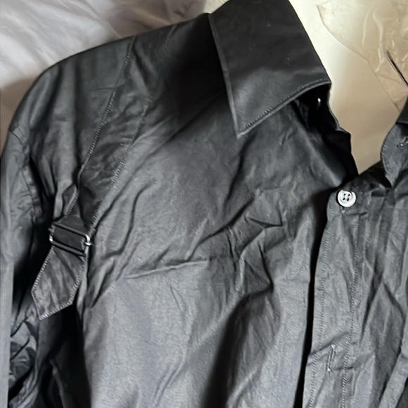 Alexander McQueen - Picture 2 of 8